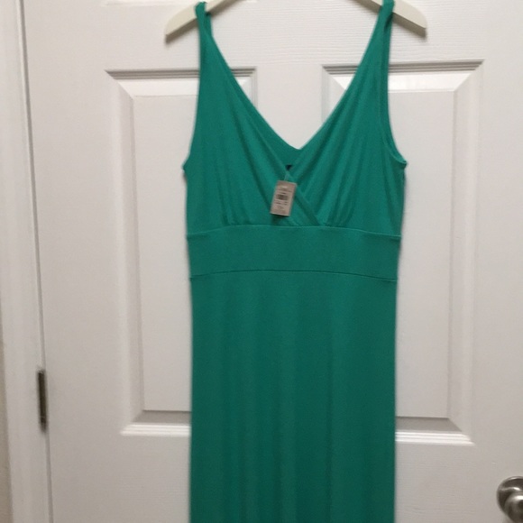 Ann Taylor Dresses & Skirts - Sleeveless  Maxi Dress  👗, size-XS,  Green